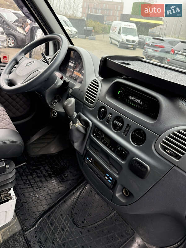 Универсал Mercedes-Benz Sprinter 2003 в Черновцах