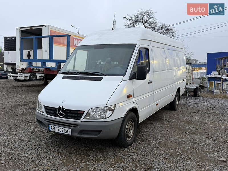 Mercedes-Benz Sprinter 2006