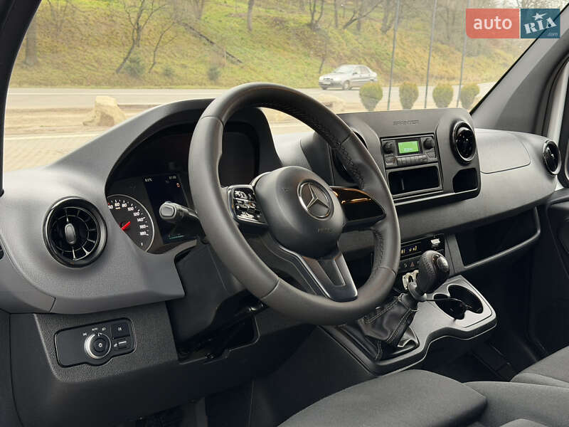 Вантажний фургон Mercedes-Benz Sprinter 2020 в Долині