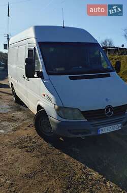 Грузовой фургон Mercedes-Benz Sprinter 2000 в Новой Ушице