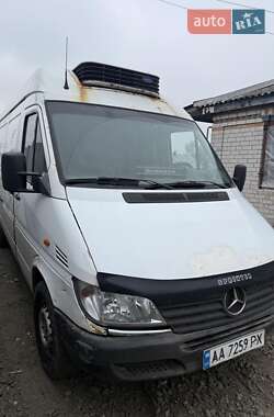 Грузовой фургон Mercedes-Benz Sprinter 2002 в Кременчуге