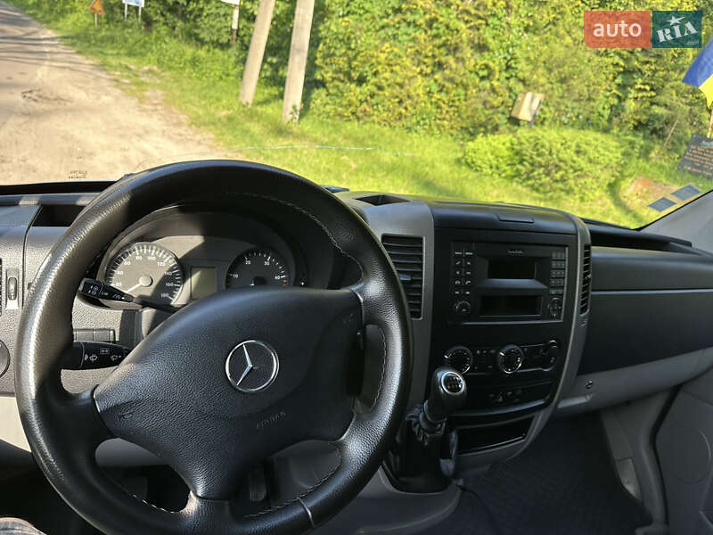 Грузопассажирский фургон Mercedes-Benz Sprinter 2013 в Львове фото 49 Грузопассажирский фургон Mercedes-Benz Sprinter 2013 в Львове