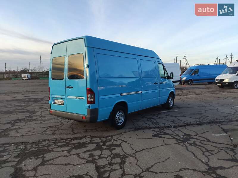 Вантажний фургон Mercedes-Benz Sprinter 2005 в Рівному