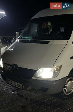 Микроавтобус Mercedes-Benz Sprinter 2000 в Петрове