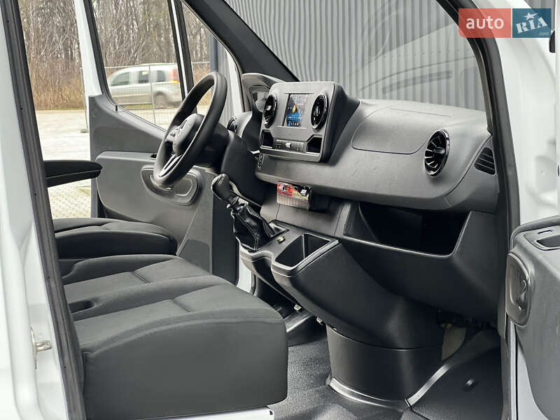 Вантажний фургон Mercedes-Benz Sprinter 2020 в Дубні фото 124 Вантажний фургон Mercedes-Benz Sprinter 2020 в Дубні
