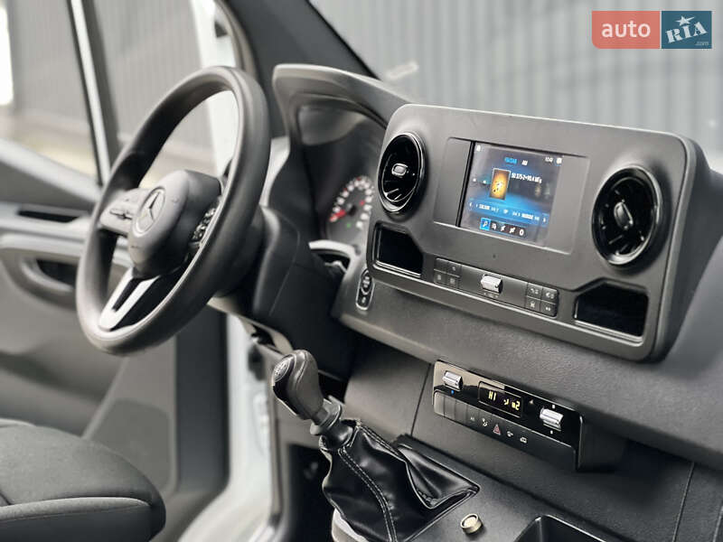 Вантажний фургон Mercedes-Benz Sprinter 2020 в Дубні фото 126 Вантажний фургон Mercedes-Benz Sprinter 2020 в Дубні