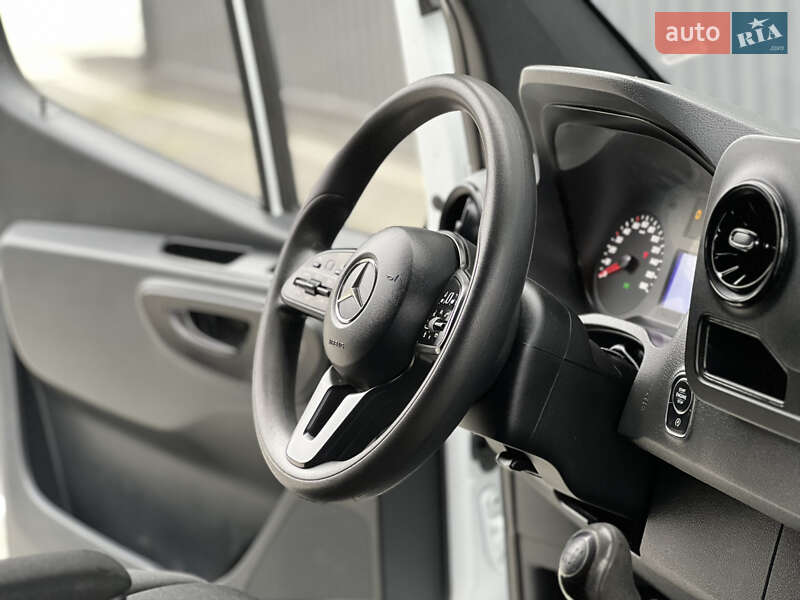 Вантажний фургон Mercedes-Benz Sprinter 2020 в Дубні фото 132 Вантажний фургон Mercedes-Benz Sprinter 2020 в Дубні