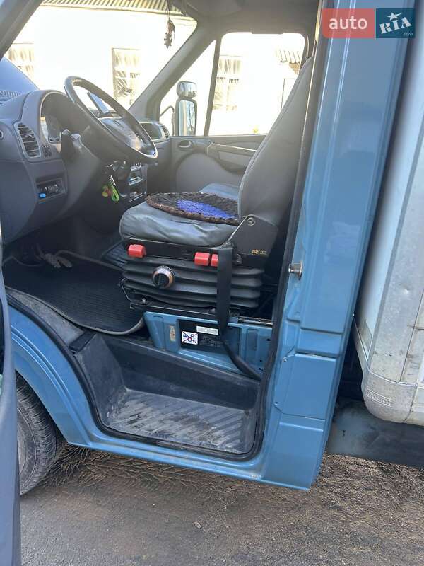 Вантажний фургон Mercedes-Benz Sprinter 2003 в Вінниці