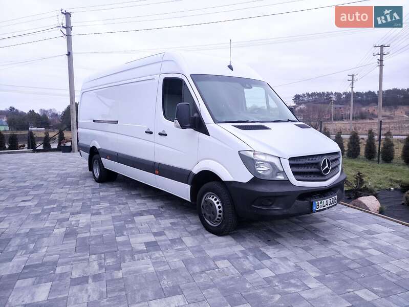 Вантажний фургон Mercedes-Benz Sprinter 2016 в Рівному