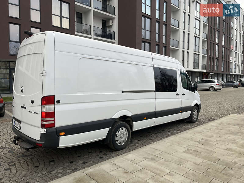 Микроавтобус Mercedes-Benz Sprinter 2014 в Сваляве