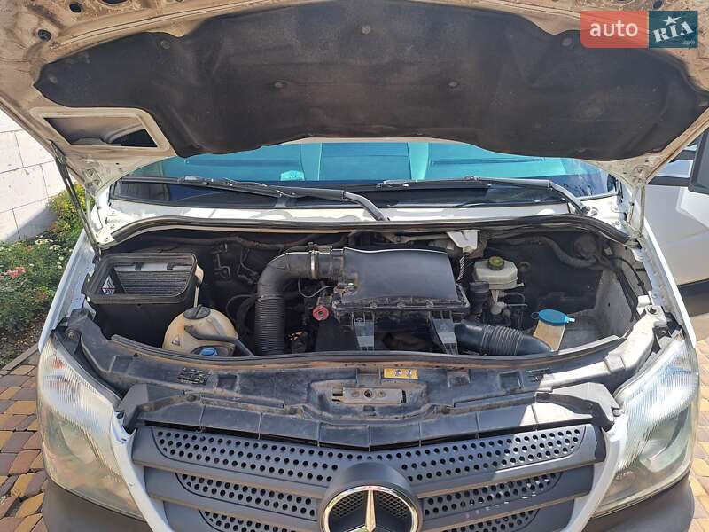 Вантажний фургон Mercedes-Benz Sprinter 2015 в Сумах