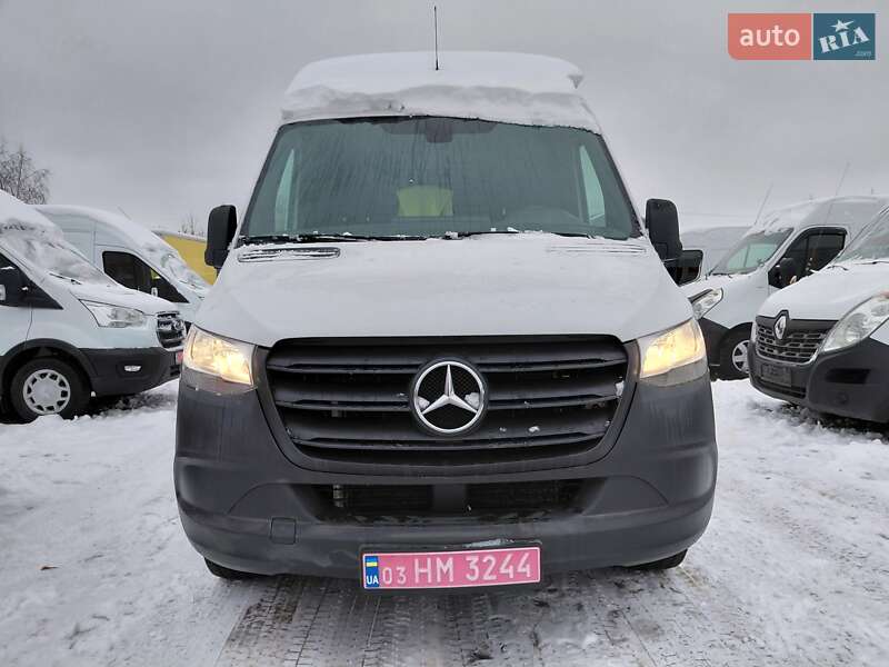Вантажний фургон Mercedes-Benz Sprinter 2021 в Івано-Франківську