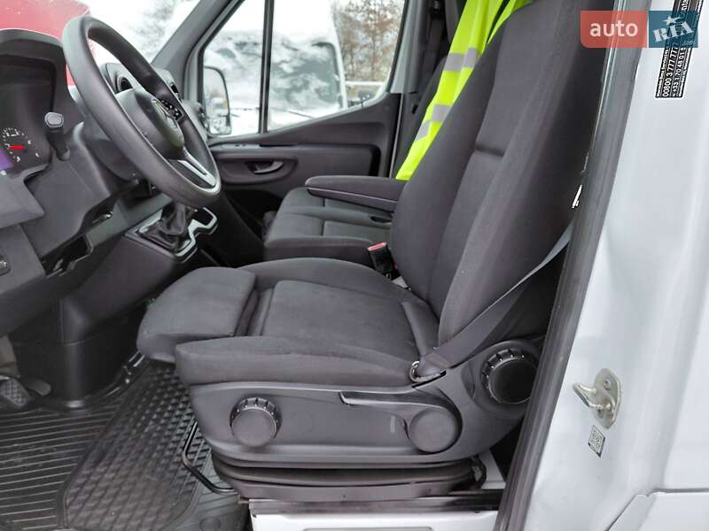 Вантажний фургон Mercedes-Benz Sprinter 2021 в Івано-Франківську