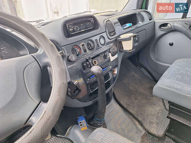 Евакуатор Mercedes-Benz Sprinter 1999 в Чернівцях