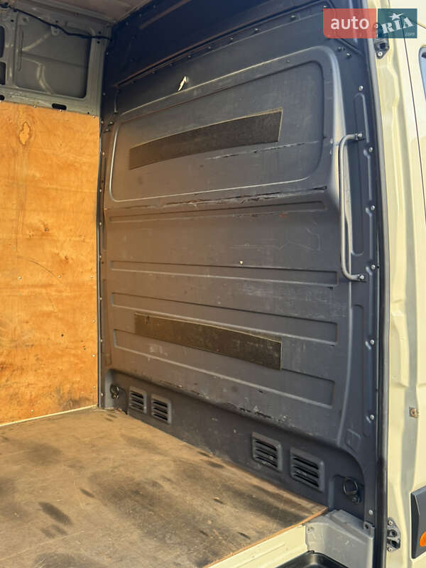 Грузовой фургон Mercedes-Benz Sprinter 2015 в Иршаве