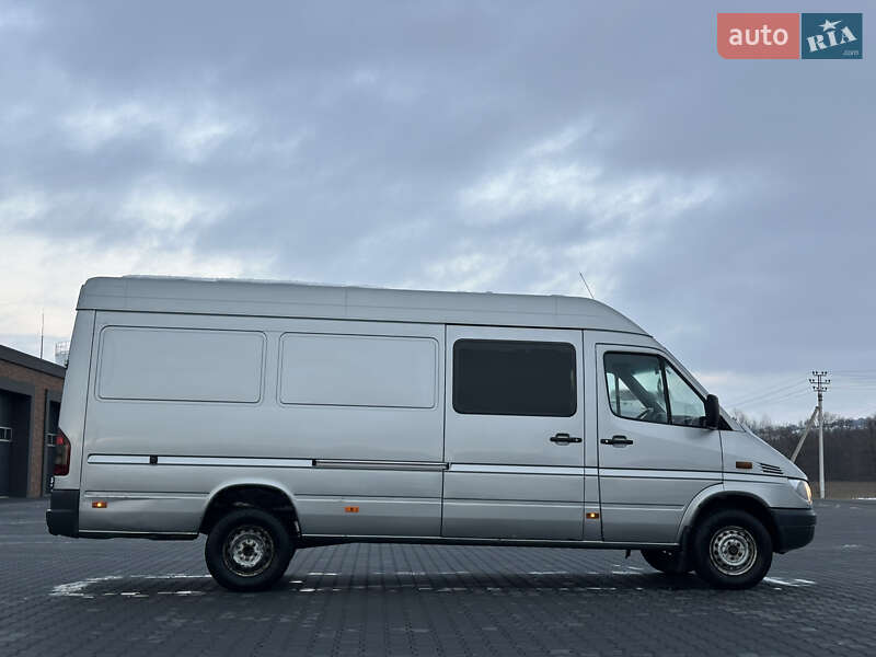 Вантажний фургон Mercedes-Benz Sprinter 2004 в Чернівцях