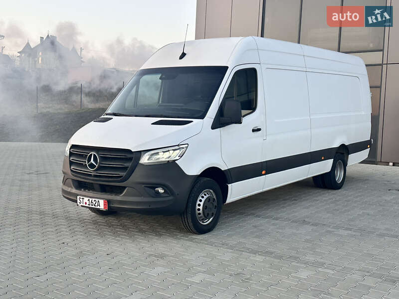 Вантажний фургон Mercedes-Benz Sprinter 2020 в Чернівцях