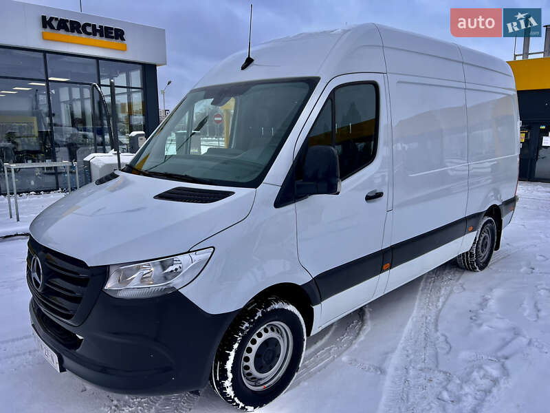 Вантажний фургон Mercedes-Benz Sprinter 2020 в Дніпрі
