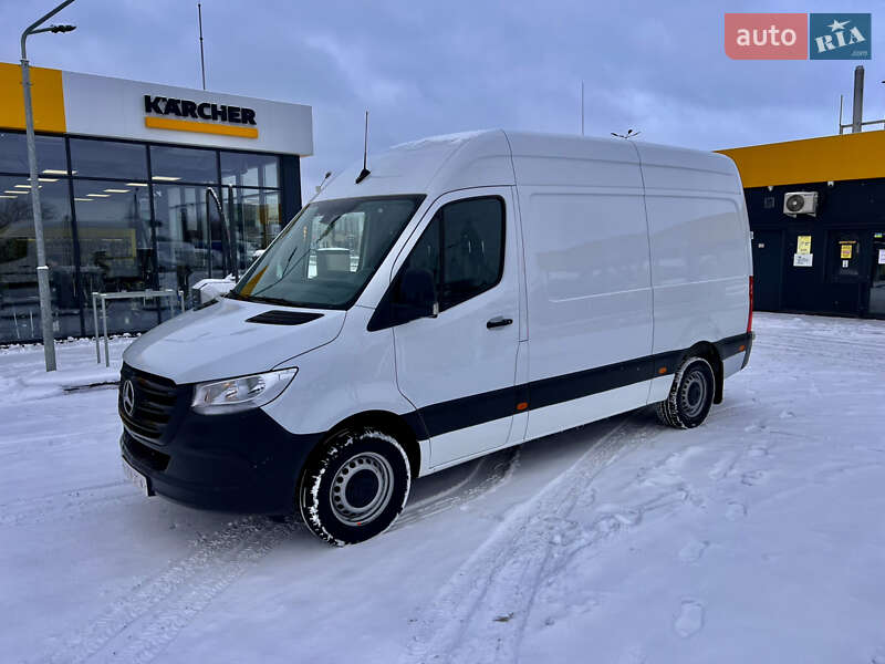 Вантажний фургон Mercedes-Benz Sprinter 2020 в Дніпрі