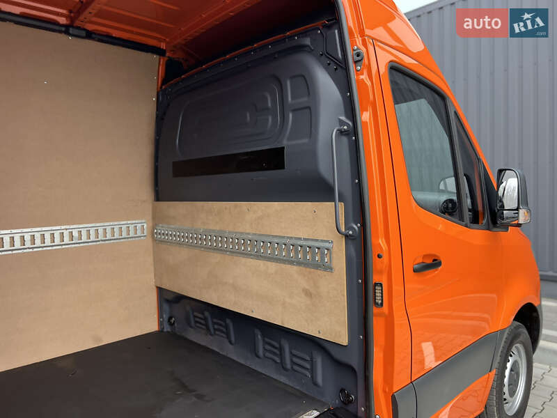 Грузовой фургон Mercedes-Benz Sprinter 2023 в Дубно