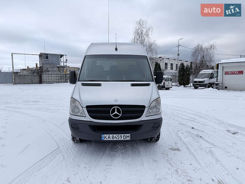 Вантажний фургон Mercedes-Benz Sprinter 2007 в Києві