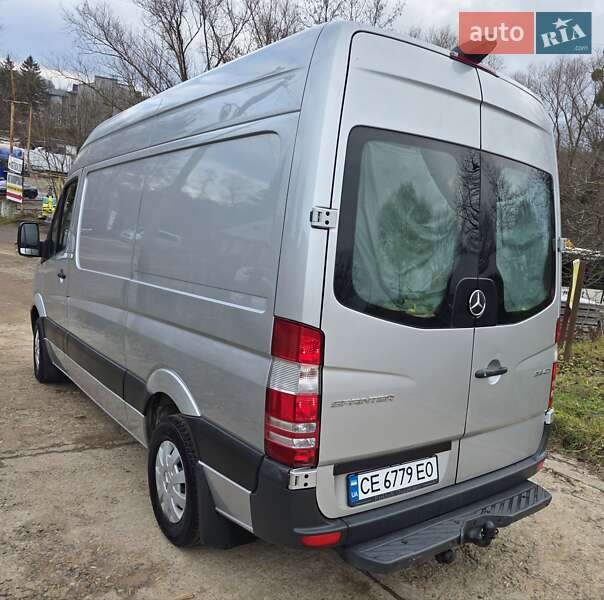 Вантажний фургон Mercedes-Benz Sprinter 2014 в Чернівцях