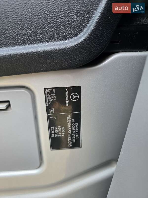 Вантажний фургон Mercedes-Benz Sprinter 2014 в Чернівцях