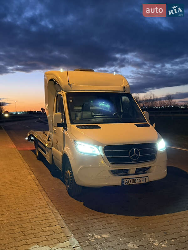 Автовоз Mercedes-Benz Sprinter 2018 в Мукачевому