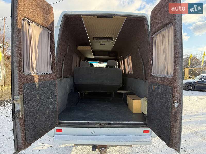 Мікроавтобус Mercedes-Benz Sprinter 2003 в Ужгороді