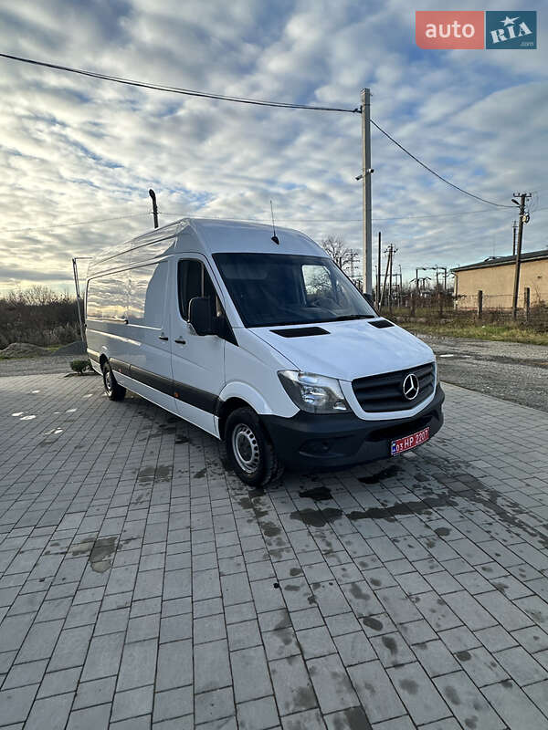 Грузовой фургон Mercedes-Benz Sprinter 2016 в Виноградове фото 6 Грузовой фургон Mercedes-Benz Sprinter 2016 в Виноградове