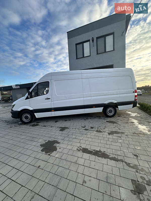Грузовой фургон Mercedes-Benz Sprinter 2016 в Виноградове фото 14 Грузовой фургон Mercedes-Benz Sprinter 2016 в Виноградове