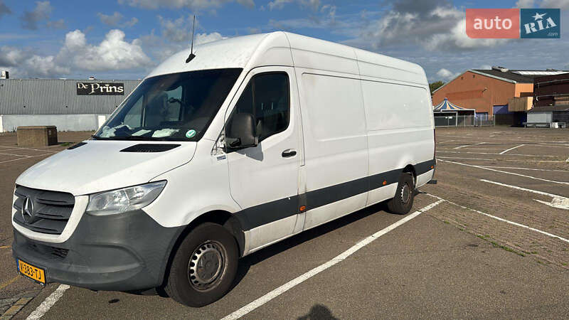 Вантажний фургон Mercedes-Benz Sprinter 2019 в Рівному