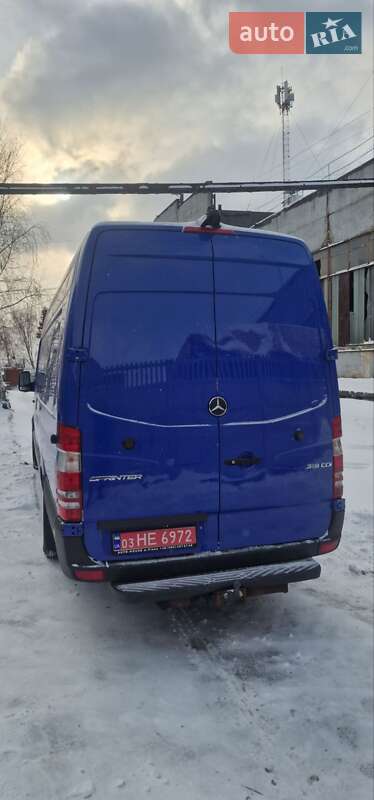 Вантажний фургон Mercedes-Benz Sprinter 2018 в Рівному