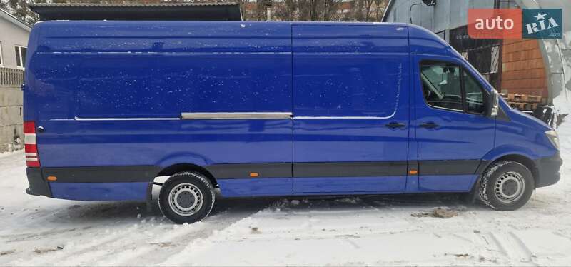 Вантажний фургон Mercedes-Benz Sprinter 2018 в Рівному