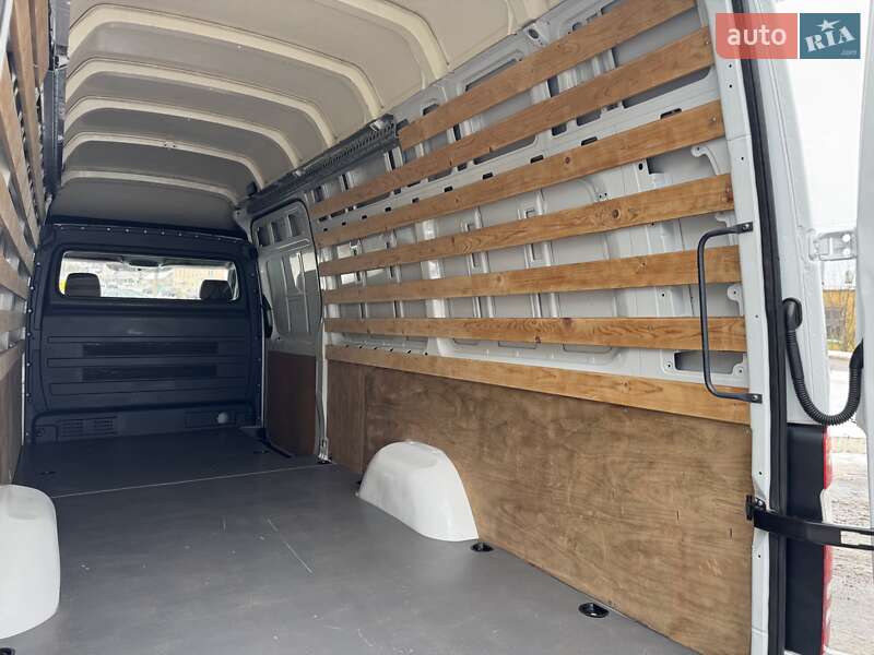 Вантажний фургон Mercedes-Benz Sprinter 2017 в Дубні
