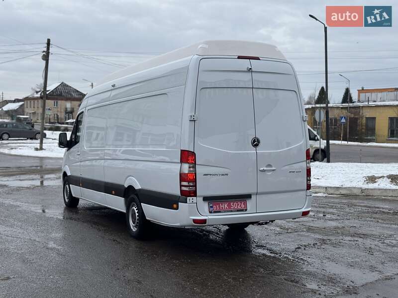 Вантажний фургон Mercedes-Benz Sprinter 2017 в Дубні