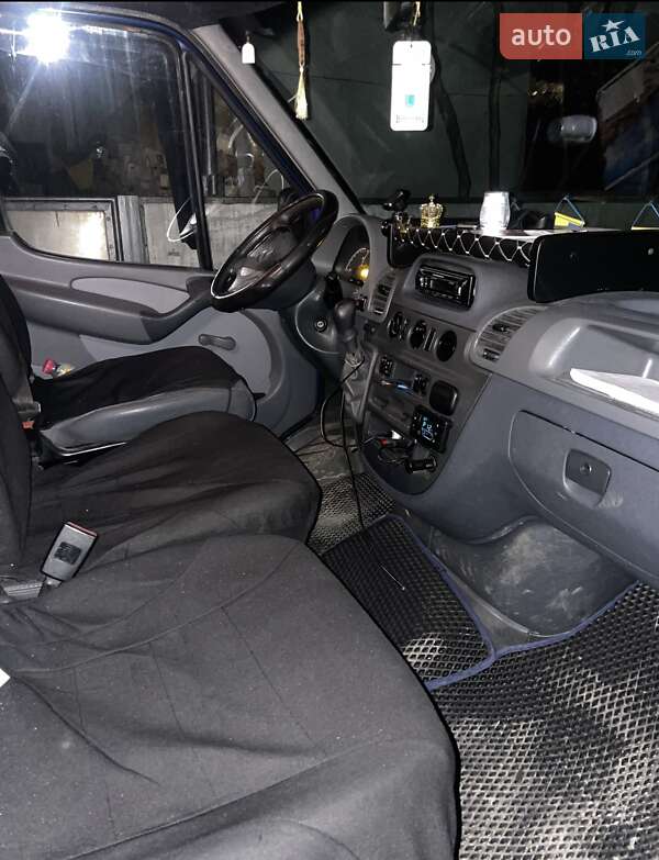 Мінівен Mercedes-Benz Sprinter 2005 в Хусті фото 8 Мінівен Mercedes-Benz Sprinter 2005 в Хусті