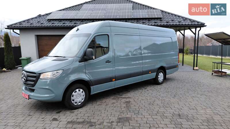 Mercedes-Benz Sprinter 2021