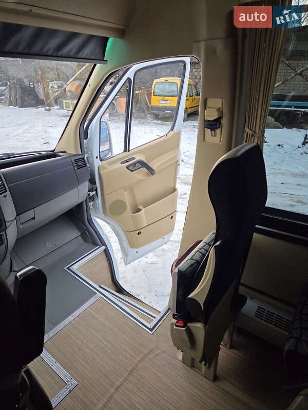 Туристичний / Міжміський автобус Mercedes-Benz Sprinter 2015 в Чернівцях