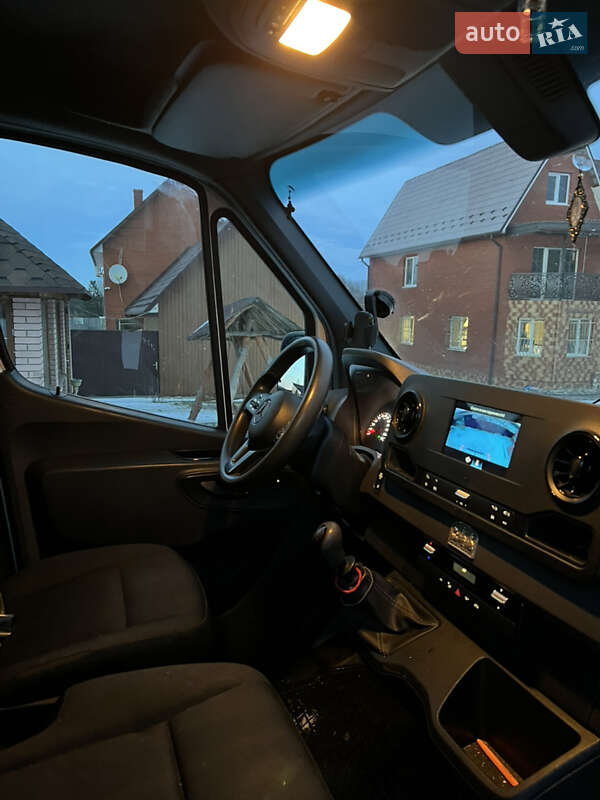 Микроавтобус Mercedes-Benz Sprinter 2020 в Черновцах фото 21 Микроавтобус Mercedes-Benz Sprinter 2020 в Черновцах