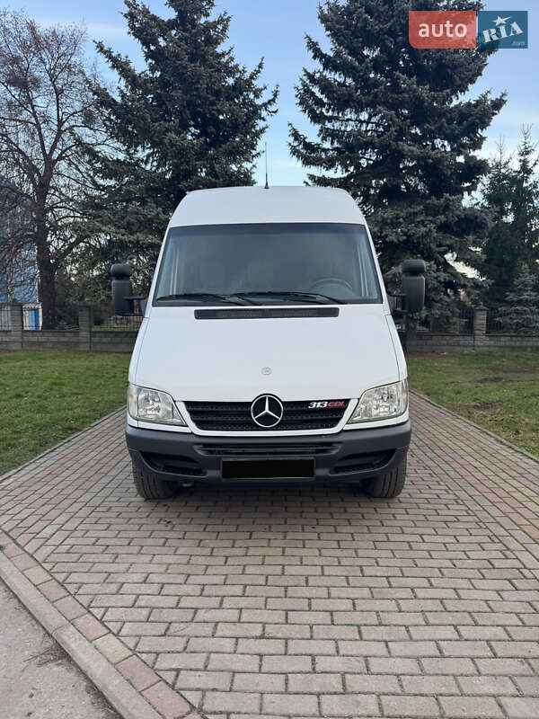 Грузовой фургон Mercedes-Benz Sprinter 2006 в Ровно фото 4 Грузовой фургон Mercedes-Benz Sprinter 2006 в Ровно