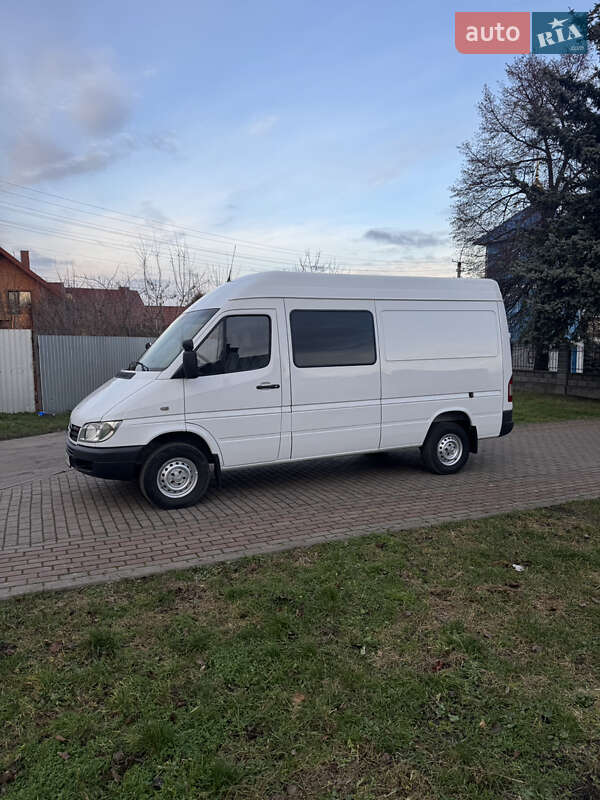 Mercedes-Benz Sprinter 2006