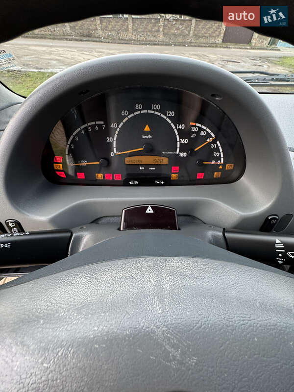 Грузовой фургон Mercedes-Benz Sprinter 2005 в Ровно фото 30 Грузовой фургон Mercedes-Benz Sprinter 2005 в Ровно