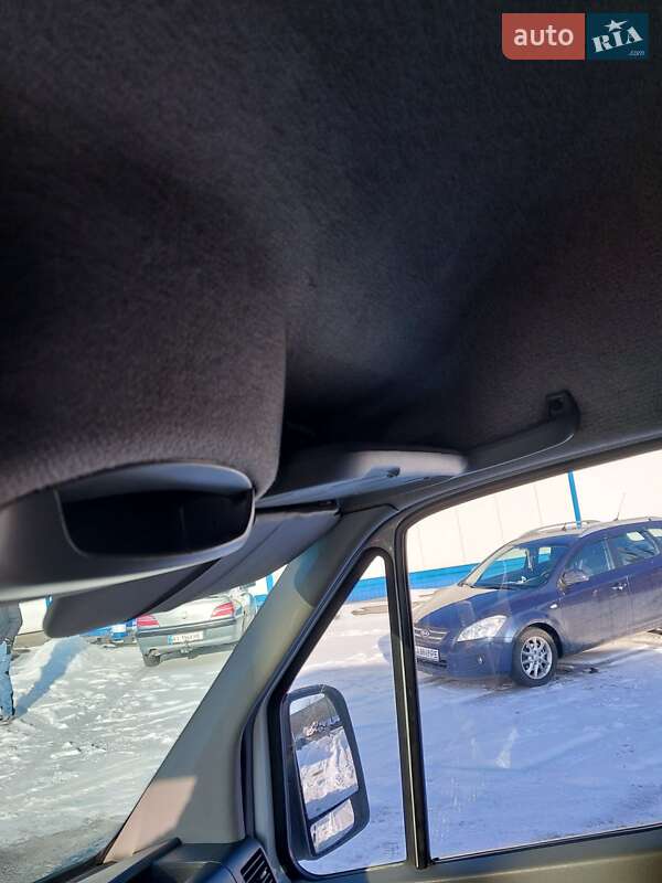 Микроавтобус грузовой (до 3,5т) Mercedes-Benz Sprinter 2012 в Киеве