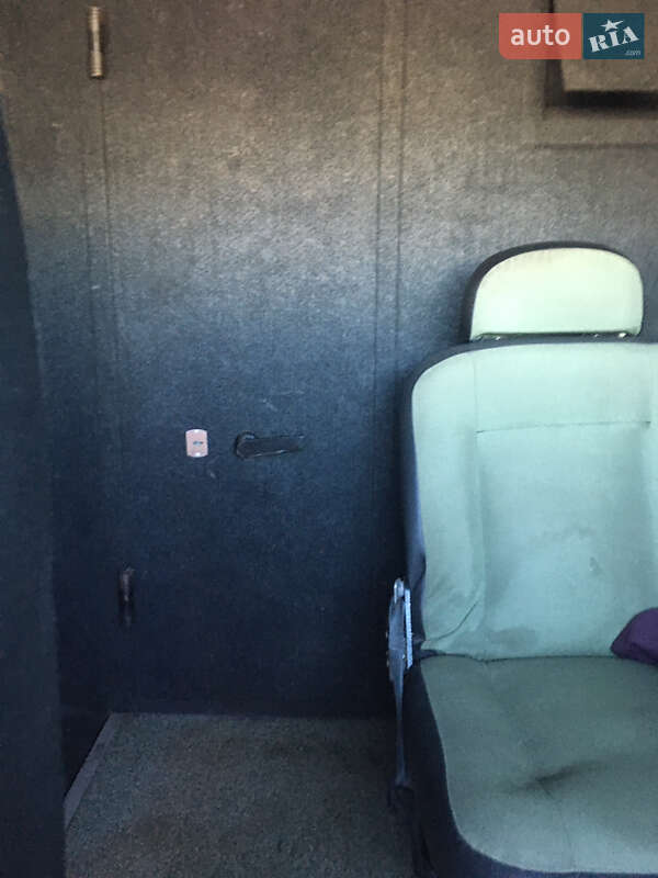 Бронированный автомобиль Mercedes-Benz Sprinter 2018 в Киеве фото 12 Бронированный автомобиль Mercedes-Benz Sprinter 2018 в Киеве