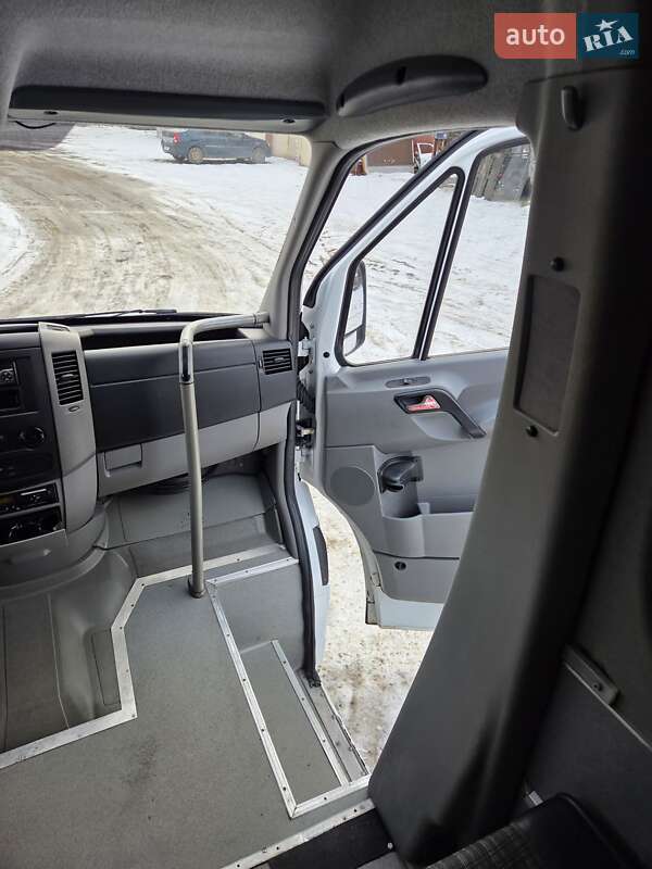 Туристичний / Міжміський автобус Mercedes-Benz Sprinter 2014 в Чернівцях