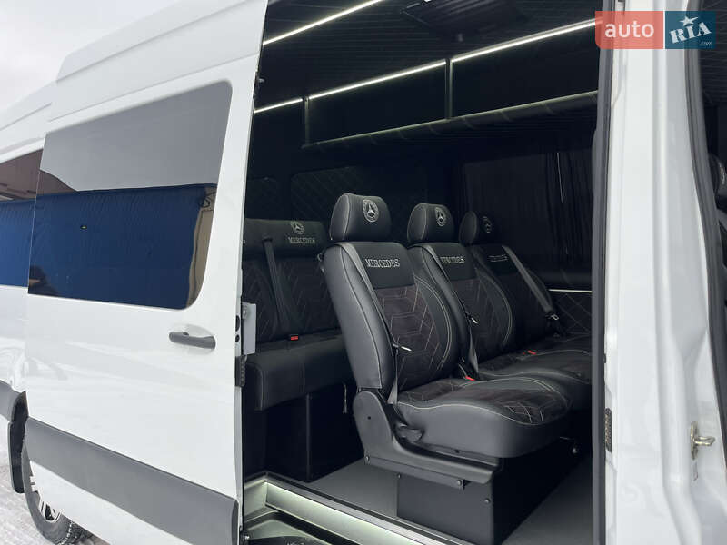 Мікроавтобус Mercedes-Benz Sprinter 2020 в Тячеві