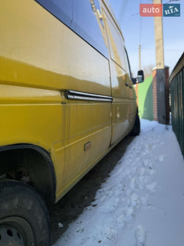 Пригородный автобус Mercedes-Benz Sprinter 2002 в Богдановке