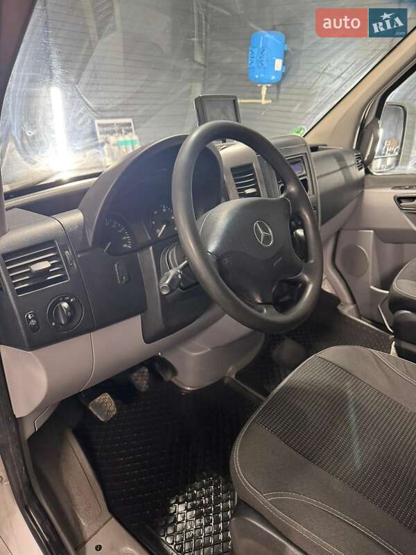 Грузовой фургон Mercedes-Benz Sprinter 2013 в Кропивницком фото 3 Грузовой фургон Mercedes-Benz Sprinter 2013 в Кропивницком