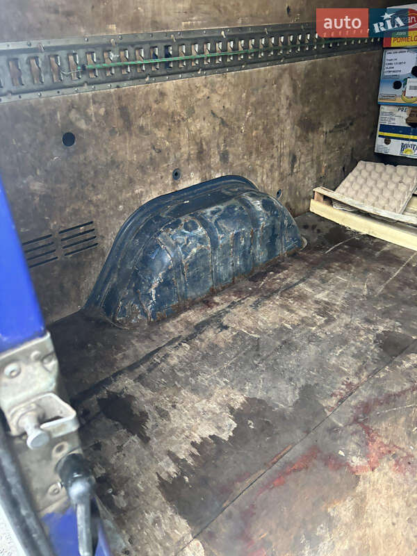 Вантажний фургон Mercedes-Benz Sprinter 1999 в Чорнухах фото 8 Вантажний фургон Mercedes-Benz Sprinter 1999 в Чорнухах